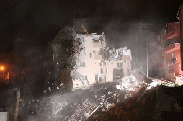 Isztambul összedőlt épület